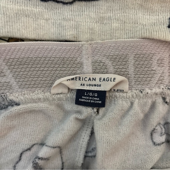 American Eagle AE Snoopy Peanuts Plush Sleep Lounge Pajama Set Shorts Top Size L - Picture 6 of 6